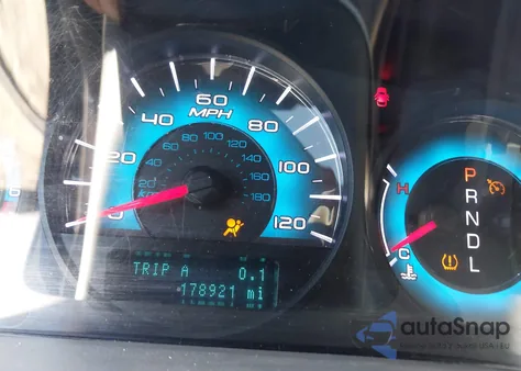 2010 Ford Fusion Se из США, поврежденный, VIN 3FAHP0HA7AR293401